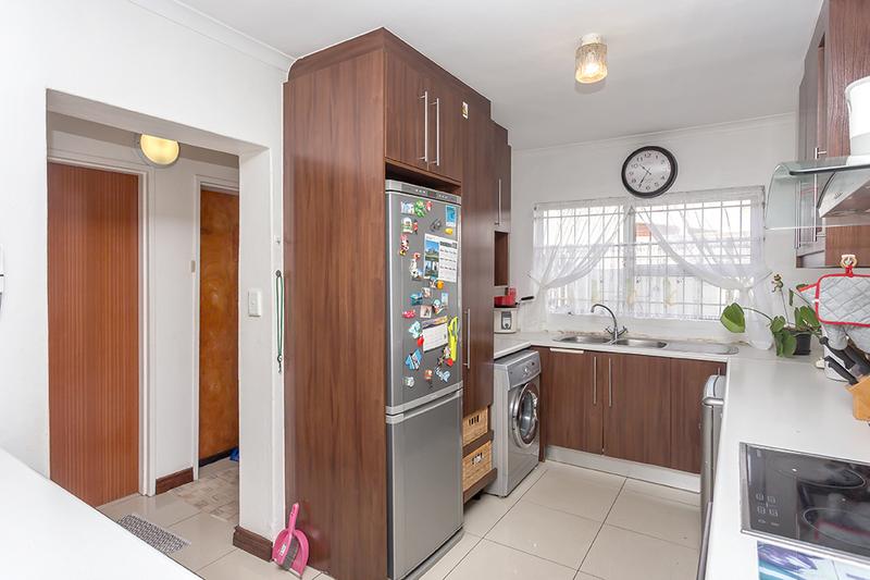3 Bedroom Property for Sale in Waves Edge Western Cape